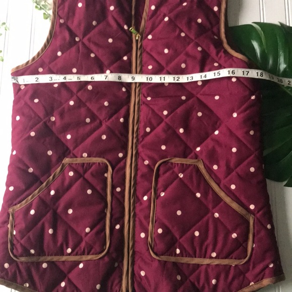Maroon quilted full zip vest - Picture 5 of 7